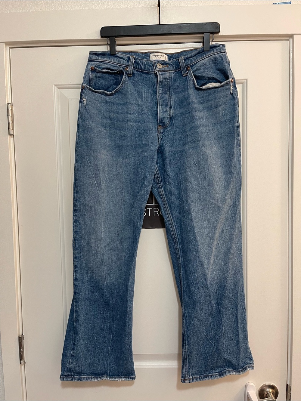 Abercrombie & Fitch 90’s Baggy Low Rise Jeans - Picture 3 of 6